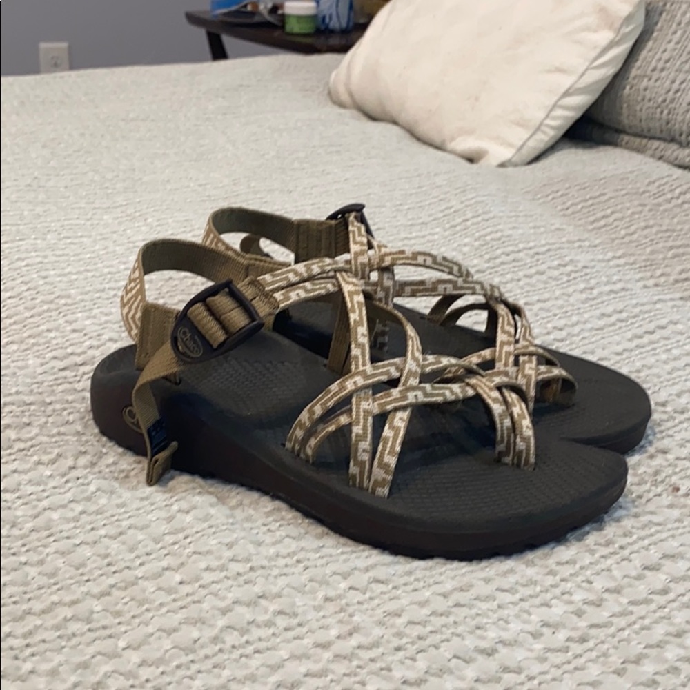 Green chacos ZX2 Size 8